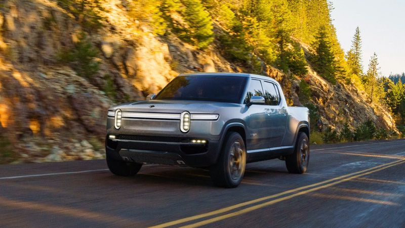 Первый электромобиль компании Rivian Automotive