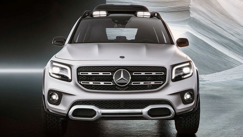 Mercedes GLB вид спереди