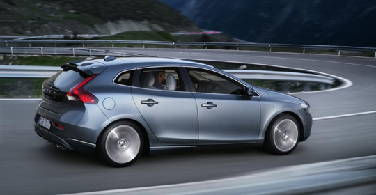 Volvo v40 cross country 2013