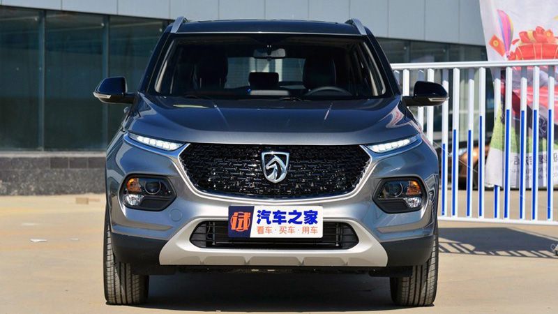 Baojun 510 2018 вид спереди