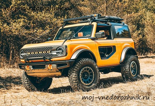 Трехдверный Ford Bronco