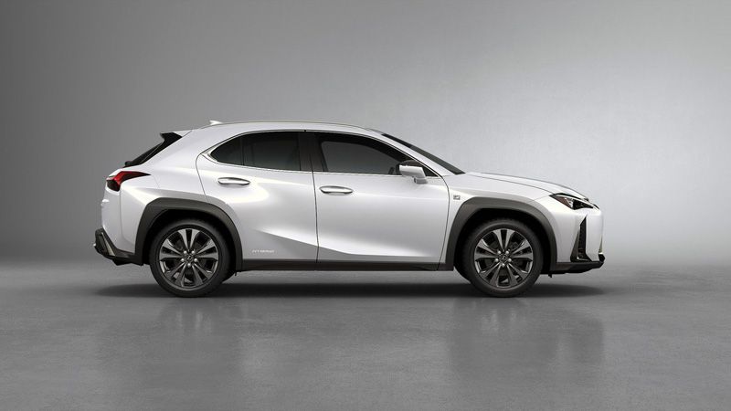 Lexus UX 2018 вид сбоку