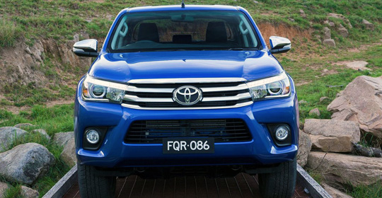 Пикап Toyota Hilux 2016