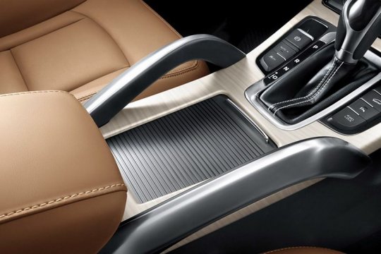 Geely Atlas фото интерьера салона 4