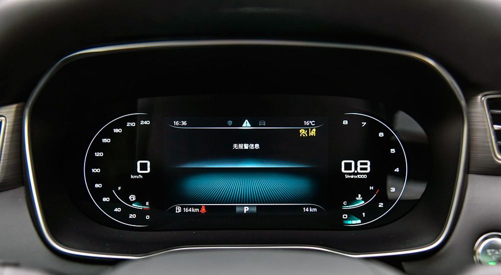 Приборная панель Roewe RX5 Plus