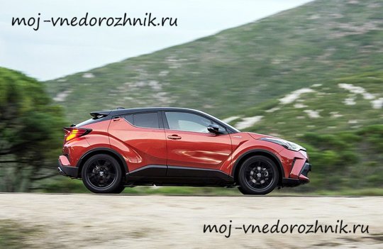 Обновленный Toyota C-HR вид сбоку