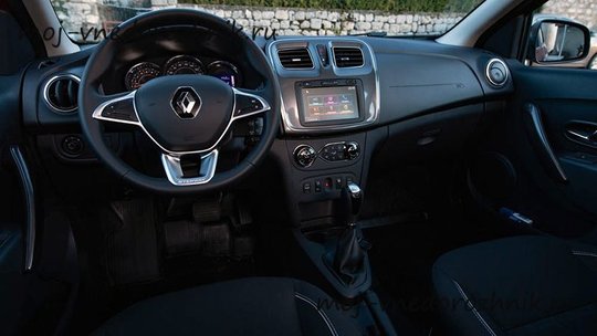 Салон Renault Logan Stepway