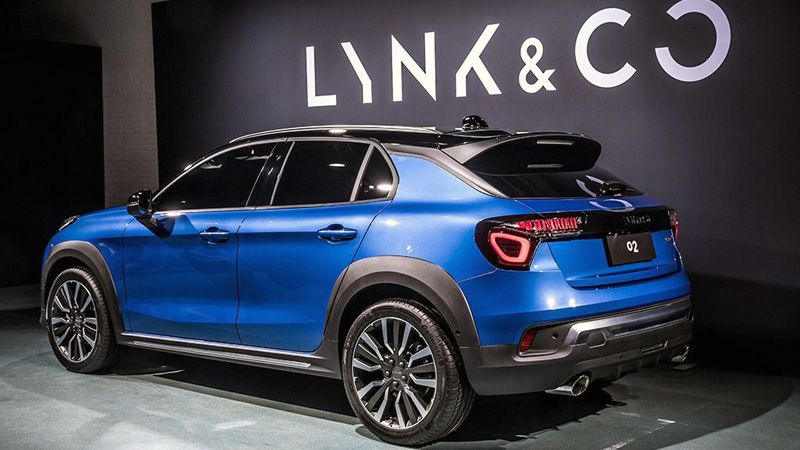 Новый кроссовер Lynk & Co 02