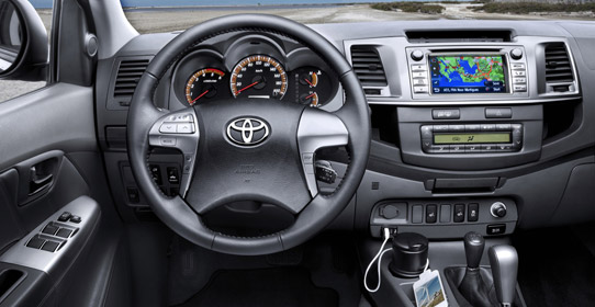 Toyota Hilux салон