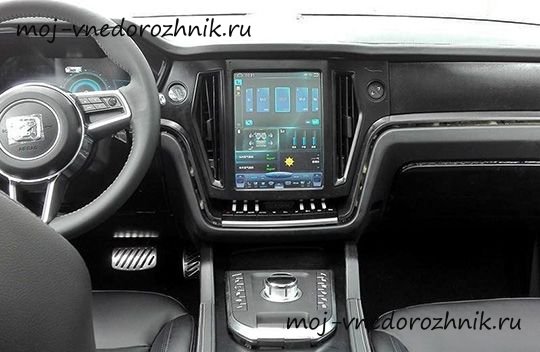 Фото салона Zotye T700