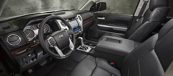 Toyota Tundra 2014 салон