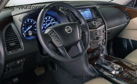 Фото салона Nissan Armada 2017