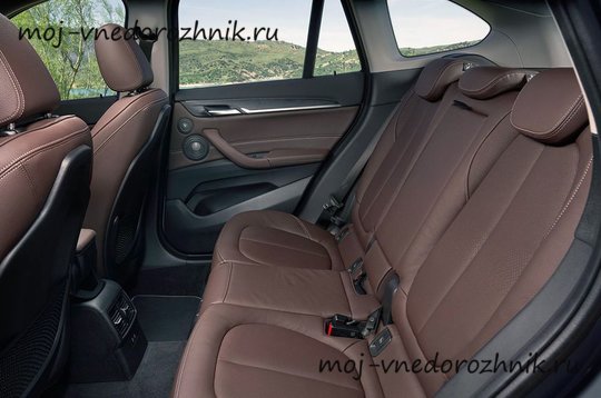 Второй ряд сидений BMW X1 2019