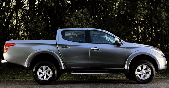 Mitsubishi L200 2016