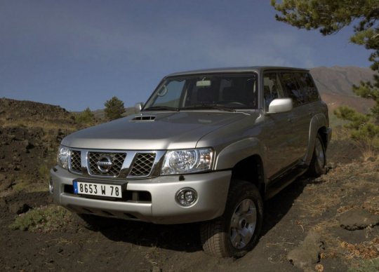 Внедорожник Nissan Patrol