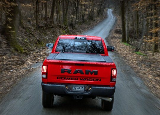 Dodge Ram Power Wagon 2017 фото