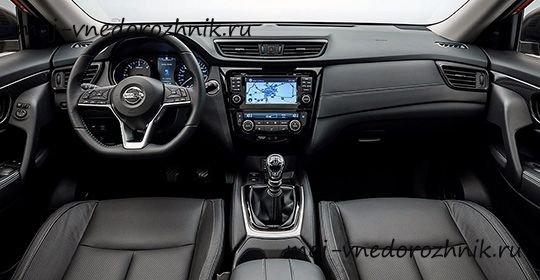 Фото салона Nissan X-Trail 2017